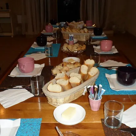 B&B Jour Apres Jour Au Mas D'alzas D Hotes Et Gite 3*